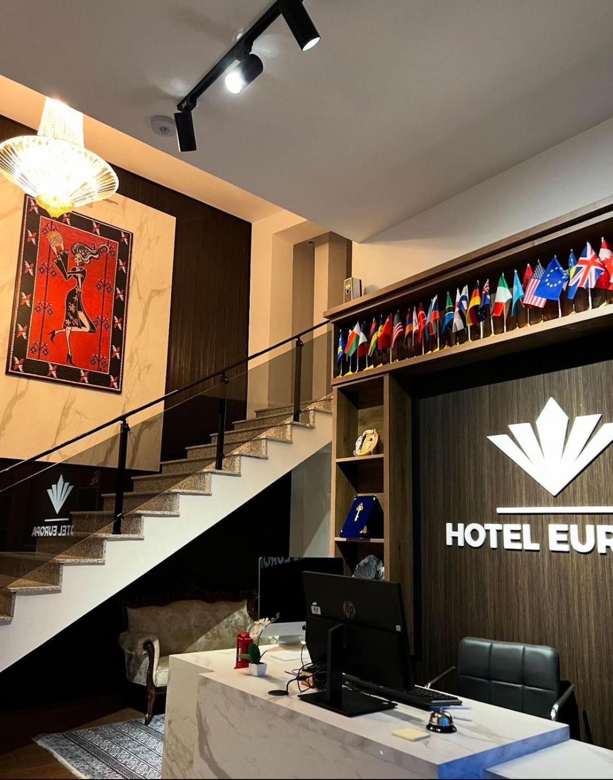 Hotel Europa Prishtina Приштина Екстер'єр фото